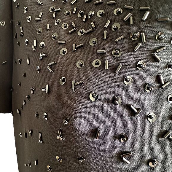 Jones New York ~Black Short Sleeved Dress with beading detail on bodice ~size 10 - Picture 4 of 7
